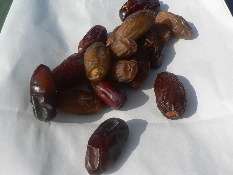 Dates (Khajoor)